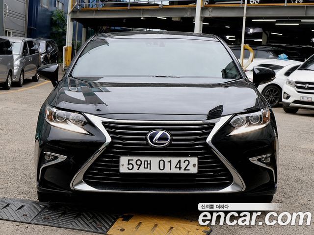 Lexus ES Supreme XV60 — пробег 178 377 км — фото 3 из 5