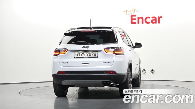 Jeep Compass из Кореи Encar