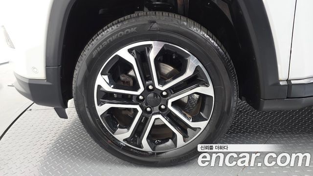 Jeep Compass из Кореи Encar