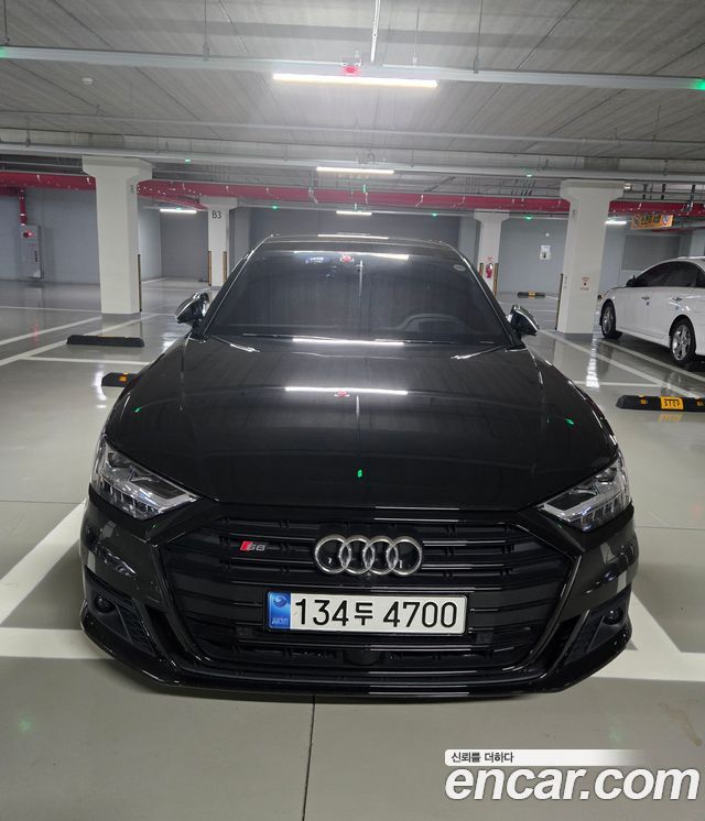 Audi S8 из Кореи Encar