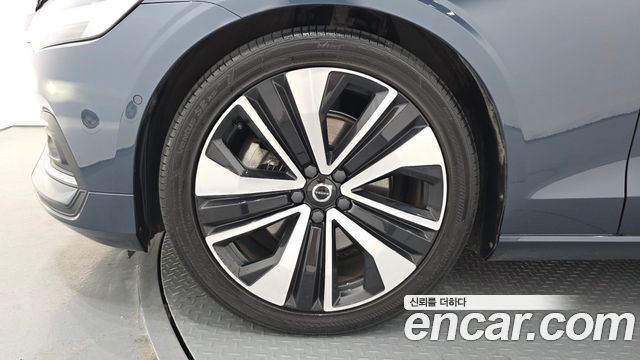 Volvo S60 B5 Ultimate Bright — пробег 78 372 км — фото 5 из 5