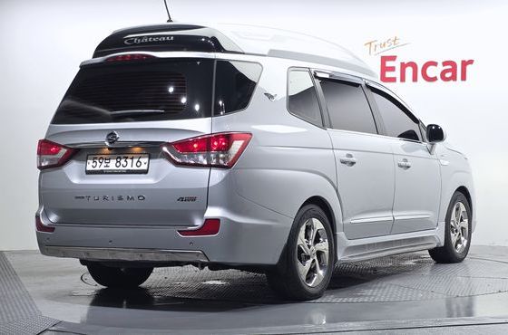 Ssangyong KORANDO 4WD Chateau 9-seater High-roof — пробег 144 568 км — фото 2 из 5