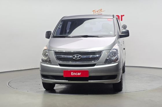 Hyundai Starex 12-Seater Wagon CVX Deluxe — пробег 167 546 км — фото 3 из 5
