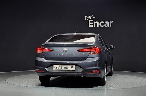 Hyundai AVANTE 1.6 Smart — пробег 37 967 км — фото 4 из 5
