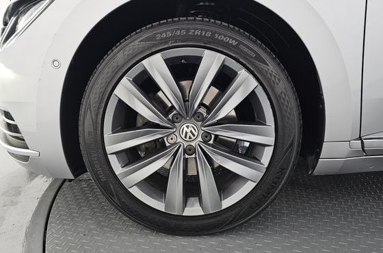 Volkswagen Arteon 2.0 TDI Premium — пробег 82 194 км — фото 5 из 5