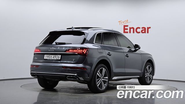Audi Q5 40 TDI Quattro Premium — пробег 72 491 км — фото 2 из 5