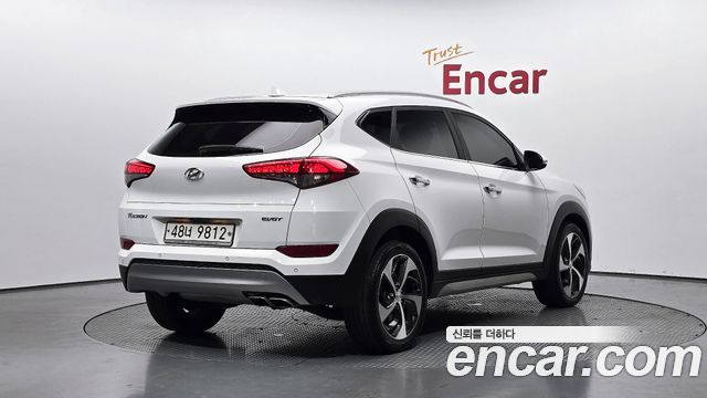 Hyundai Tucson Diesel 2.0 2WD Modern Special — пробег 140 049 км — фото 2 из 5