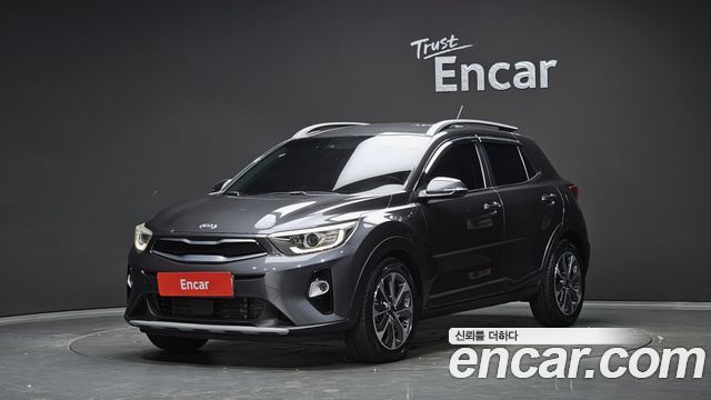 Kia Stonic из Кореи Encar