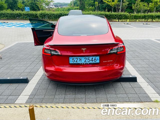 Tesla Model 3 Long Range AWD — пробег 4 600 км — фото 4 из 5