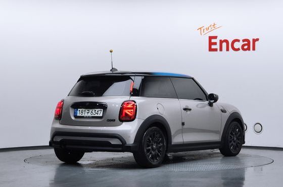 Mini Cooper Gen Z Edition 3rd — пробег 26 591 км — фото 2 из 5