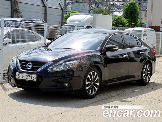 Nissan Altima из Кореи Encar
