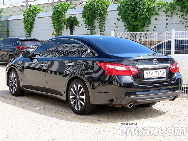 Nissan Altima из Кореи Encar