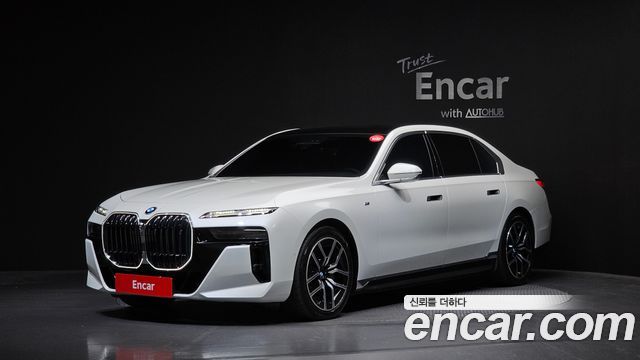BMW i7 xDrive 60 M sport — пробег 31 643 км — фото 1 из 5