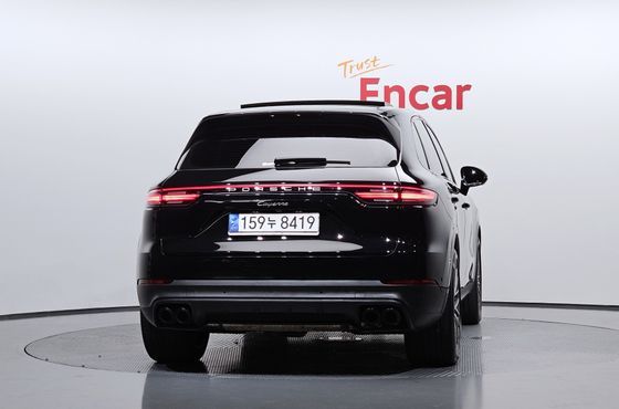 Porsche Cayenne 3.0 PLATINUM EDITION — пробег 13 949 км — фото 4 из 5