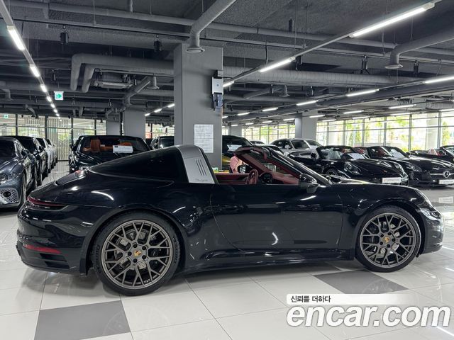 Porsche 911 Targa 4 — пробег 3 800 км — фото 2 из 5
