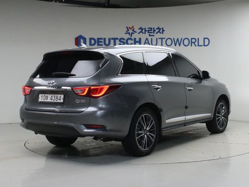 Infiniti QX60 3.5 AWD — пробег 124 888 км — фото 2 из 5