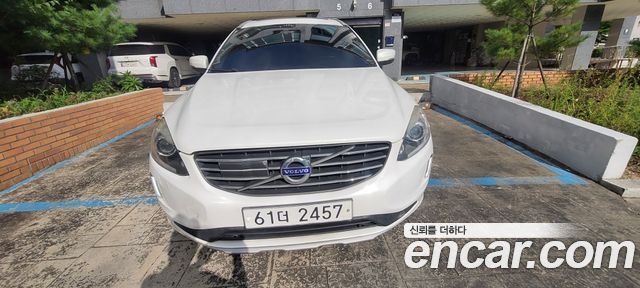 Volvo XC60 D5 AWD 1st — пробег 92 564 км — фото 2 из 5