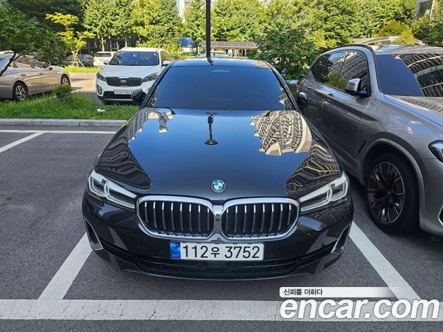 BMW 5-Series 530i xDrive Luxury — пробег 34 025 км — фото 1 из 5