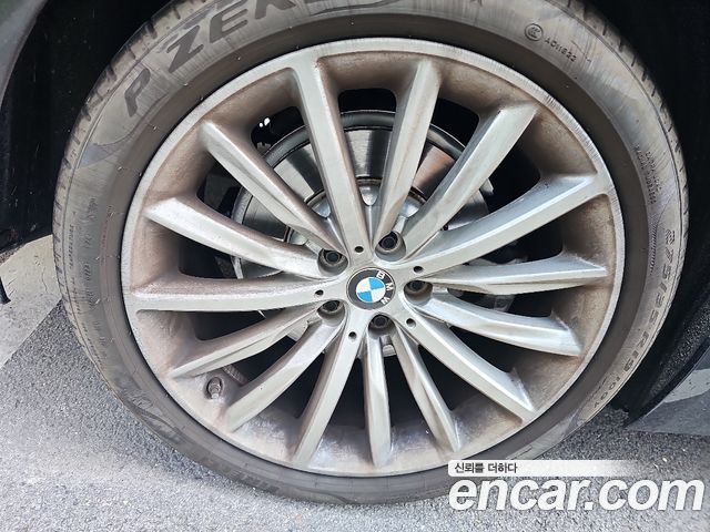 BMW 5-Series 530i xDrive Luxury — пробег 34 025 км — фото 5 из 5
