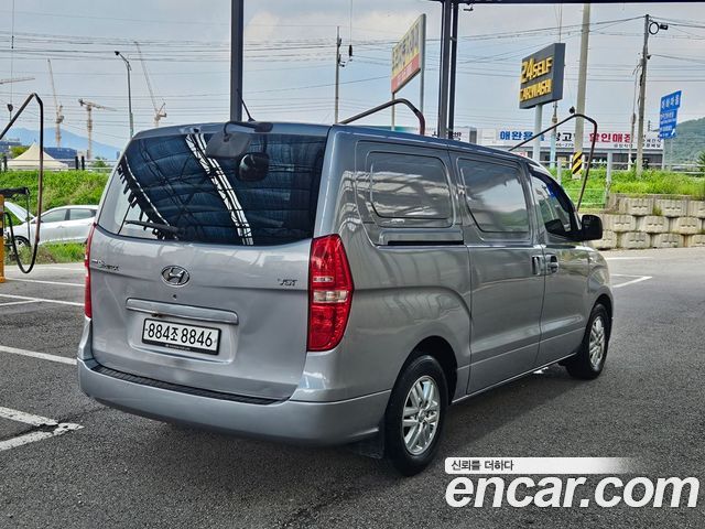 Hyundai Starex 3-Seater VAN Modern — пробег 209 000 км — фото 3 из 5