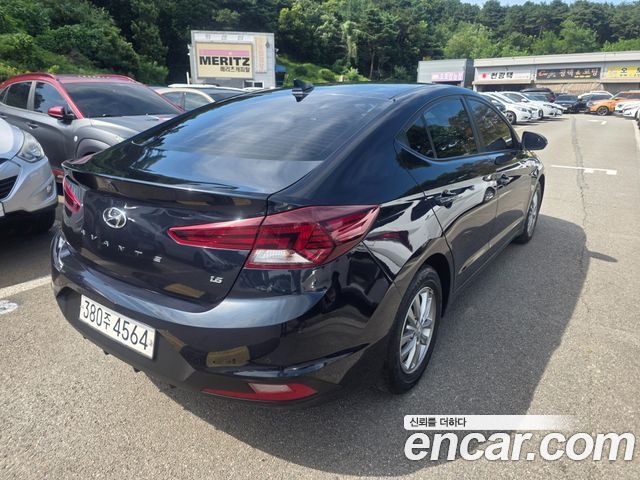 Hyundai AVANTE 1.6 Premium — пробег 97 891 км — фото 2 из 5