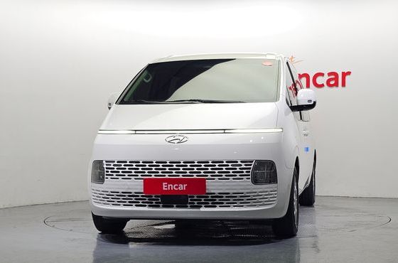 Hyundai Staria L3.5 Cargo 5-Seater Modern — пробег 44 264 км — фото 3 из 5