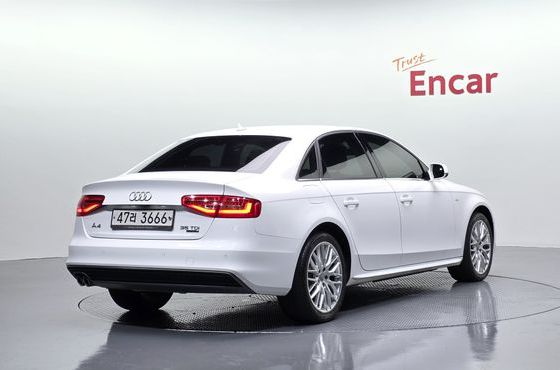 Audi A4 35 TDI Quattro Dynamic B8 — пробег 45 825 км — фото 2 из 5