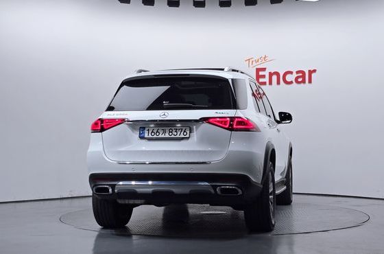 Mercedes-Benz GLE-Class GLE300d 4MATIC — пробег 53 479 км — фото 4 из 5