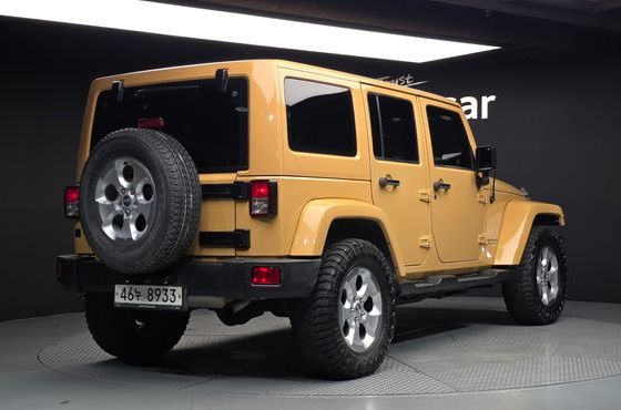Jeep Wrangler 2.8 Diesel Sahara 4Door — пробег 174 933 км — фото 2 из 5