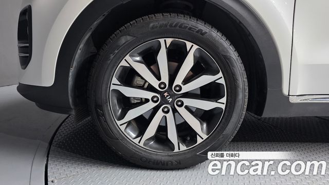 Kia Sportage из Кореи Encar