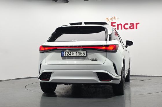 Lexus RX F-Sport — пробег 14 385 км — фото 4 из 5