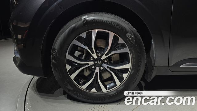 Kia Carnival 11-Seater Signature — пробег 53 548 км — фото 5 из 5