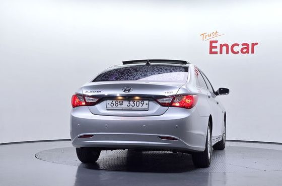 Hyundai Sonata LPI Premier — пробег 153 292 км — фото 4 из 5