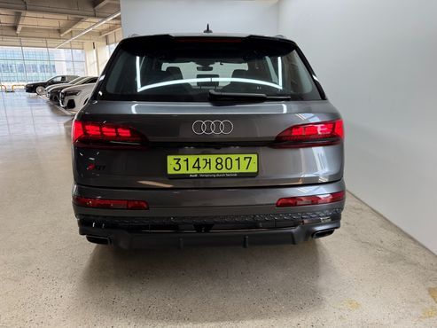 Audi Q7 55 TFSI Quattro Premium — пробег 1 243 км — фото 3 из 5