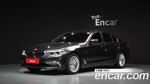 BMW 5-Series 520d xDrive Luxury Plus — пробег 131 518 км — фото 1 из 5