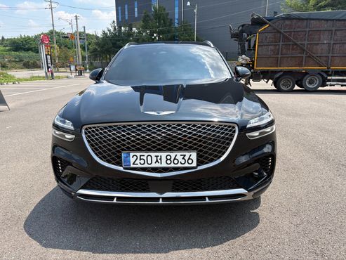 Genesis GV70 2.5T Gasoline AWD — пробег 23 588 км — фото 1 из 5