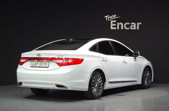 Hyundai Grandeur HG300 Exclusive — пробег 167 959 км — фото 2 из 5