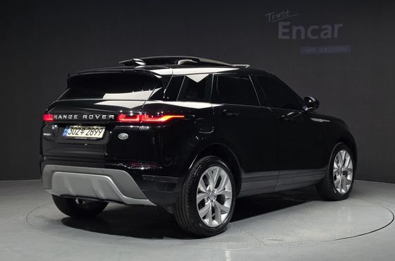 Land Rover Range Rover Evoque P250 SE — пробег 53 790 км — фото 2 из 5