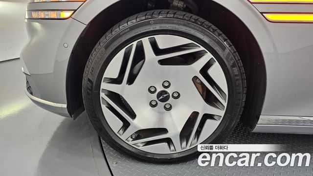 Genesis G90 из Кореи Encar