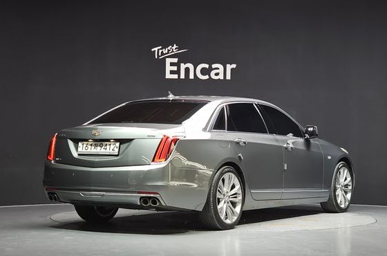 Cadillac CT6 3.6 Platinum AWD — пробег 136 674 км — фото 2 из 5