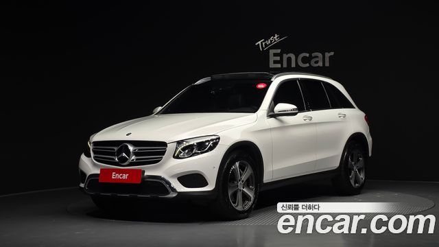 Mercedes-Benz GLC-Class GLC220 d 4MATIC Premium — пробег 70 308 км — фото 1 из 5