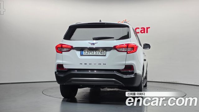 Ssangyong Rexton Diesel 2.2 4WD White Edition — пробег 28 870 км — фото 4 из 5