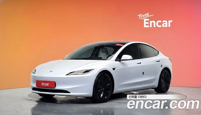 Tesla Model 3 RWD — пробег 54 160 км — фото 1 из 5