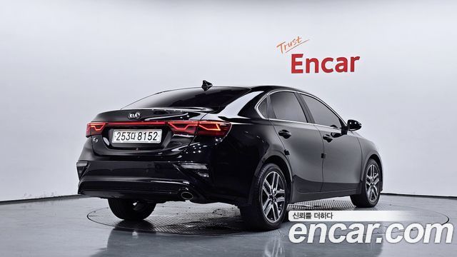 Kia K3 из Кореи Encar