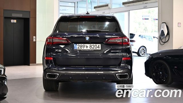 BMW X5 xDrive 30d M Sport — пробег 78 911 км — фото 3 из 5