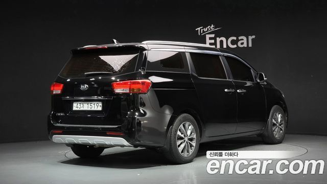 Kia Carnival из Кореи Encar