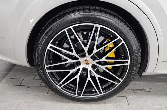 Porsche Cayenne 4.0 GTS Coupe — пробег 27 133 км — фото 5 из 5