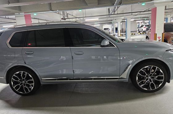 BMW X7 xDrive 40i M Sport 6STR — пробег 40 000 км — фото 4 из 5