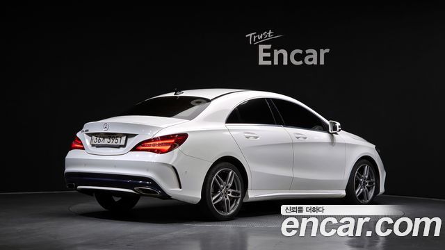 Mercedes-Benz CLA-Class CLA220 AMG Line — пробег 117 441 км — фото 2 из 5