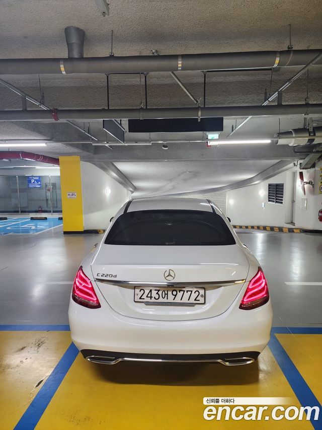 Mercedes-Benz C-Class C220 BlueTEC Avantgarde — пробег 113 000 км — фото 2 из 5